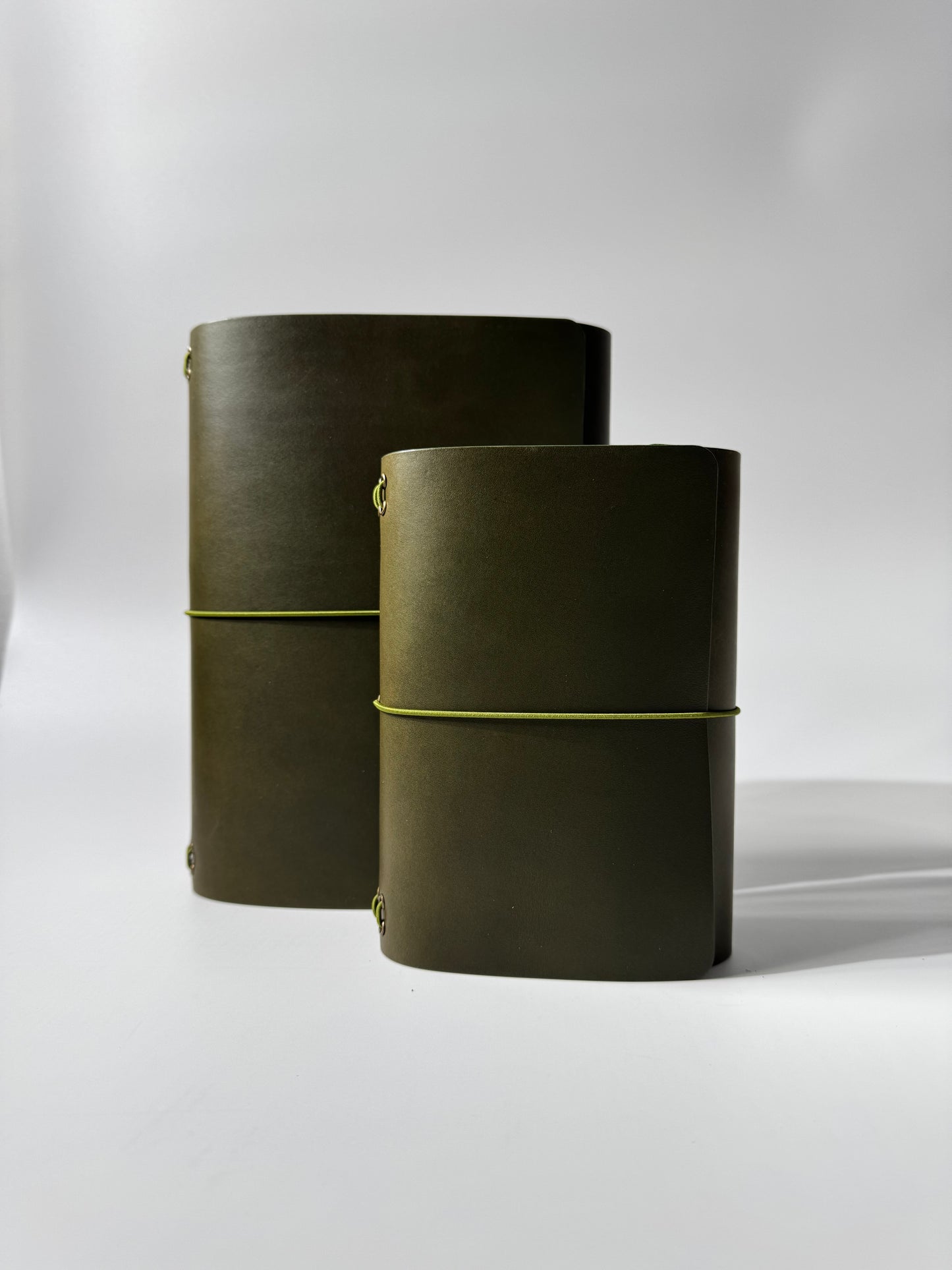 B5 Trifold Classic Colours