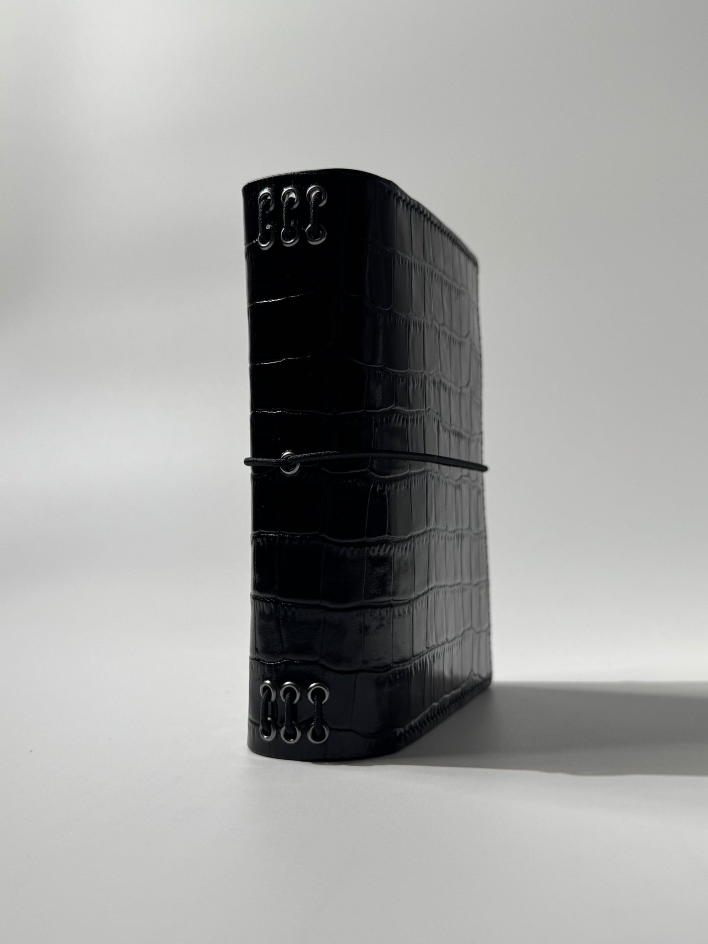A6 Bifold Pocket Cover - Crock embossed