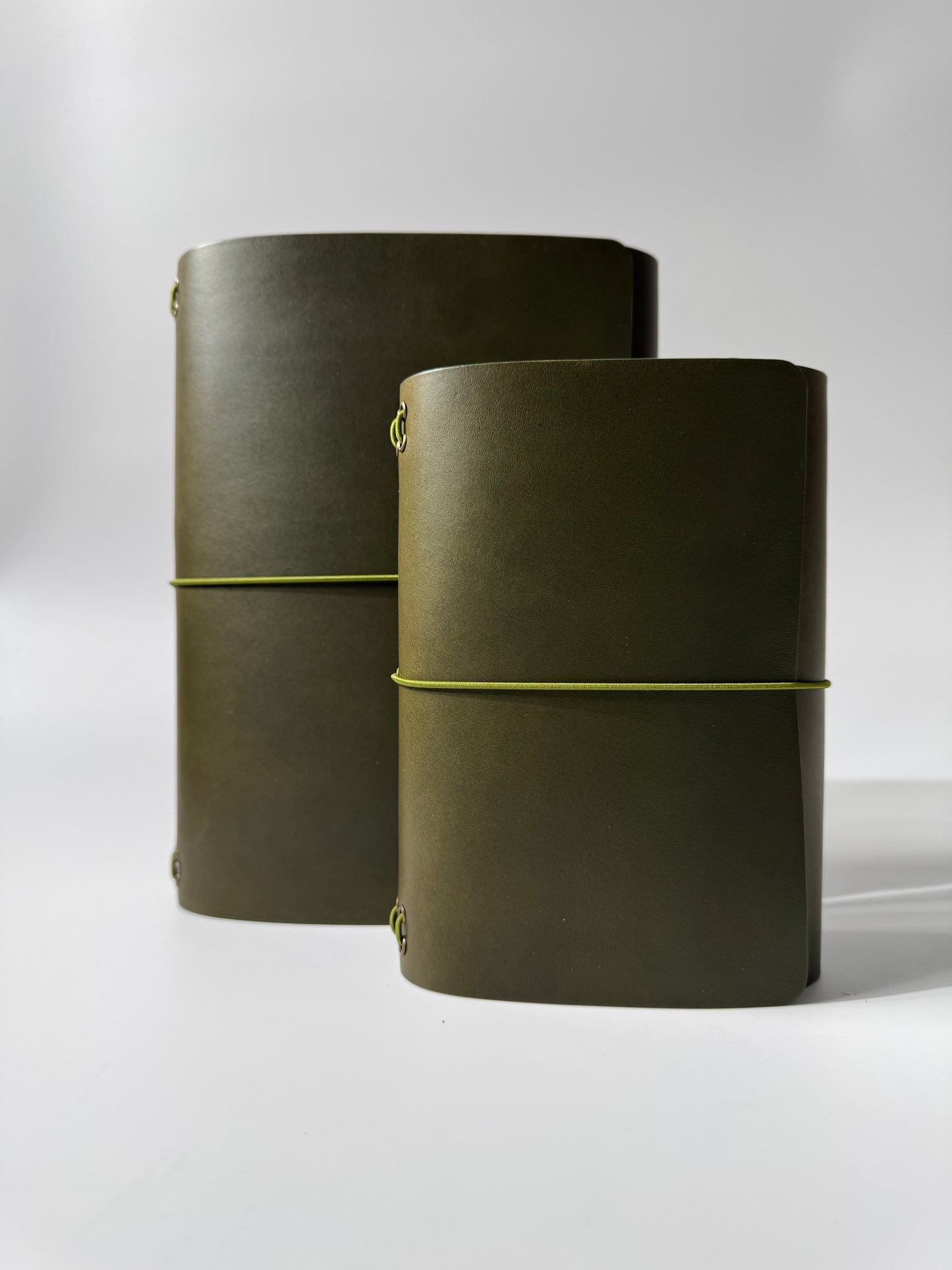 B6 Trifold Classic Colours
