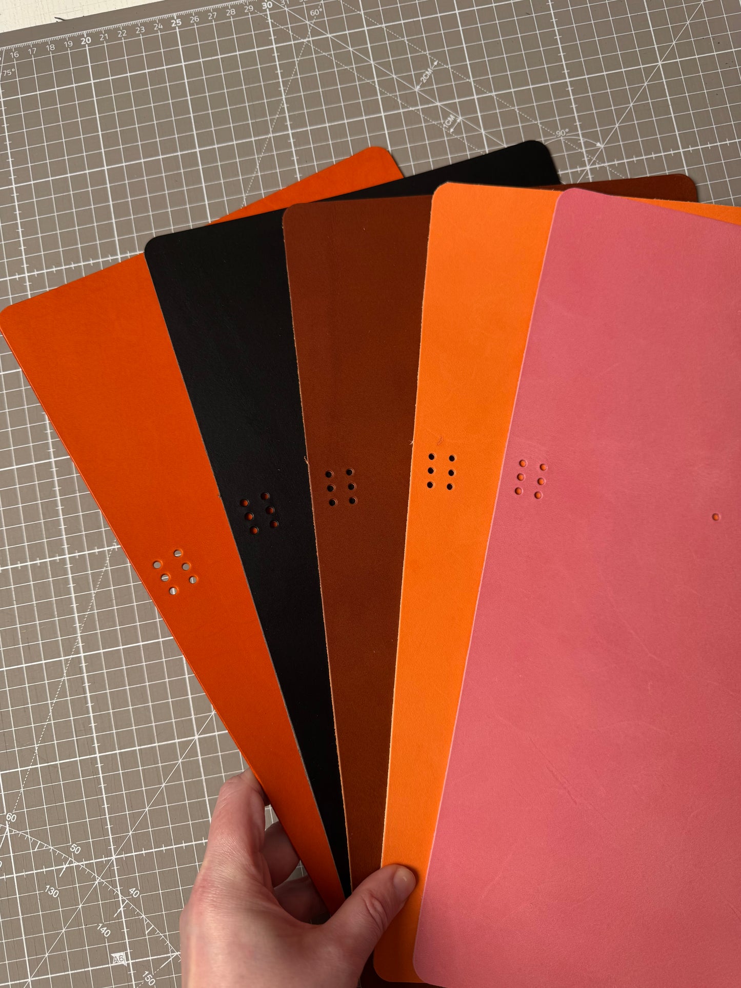 Slim A5 Trifold Beauty Flaw