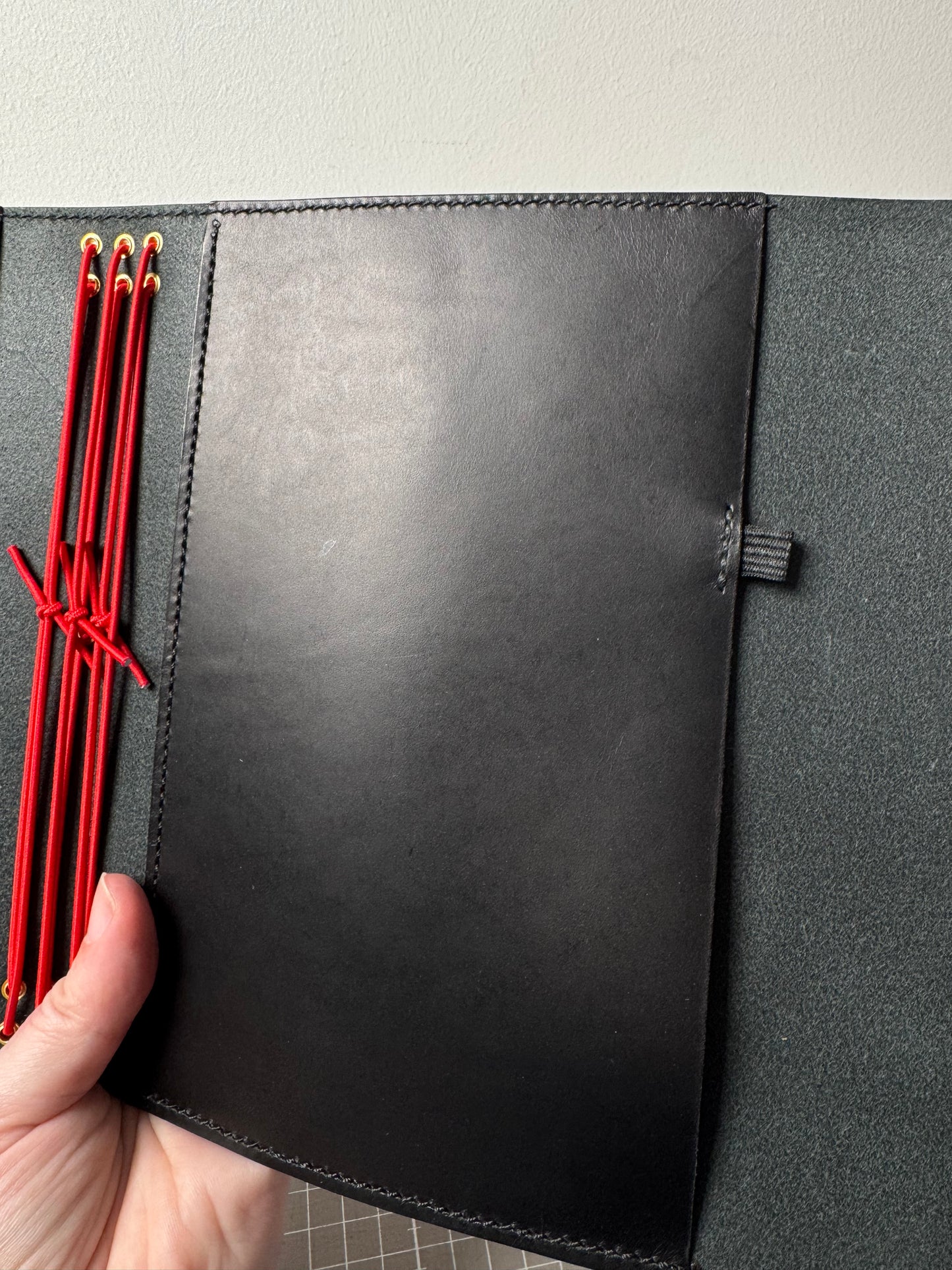 A5 Trifold Pocket Cover - Beauty Flaws